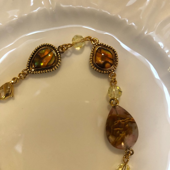 Fifth Avenue Tiger’s Eye Bracelet NWOT - Picture 4 of 7